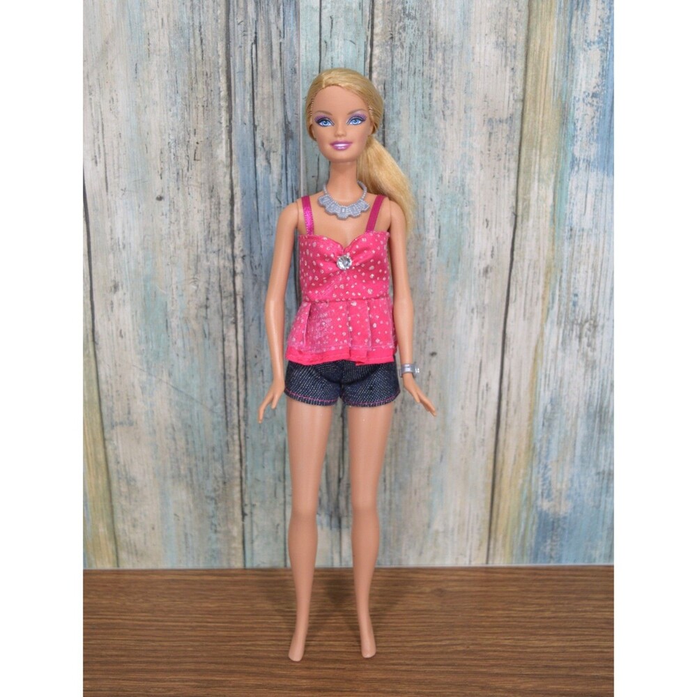 Barbie Doll Blonde Bend Knee Blue Eyes Necklace Bracelet Shorts & Top Outfit